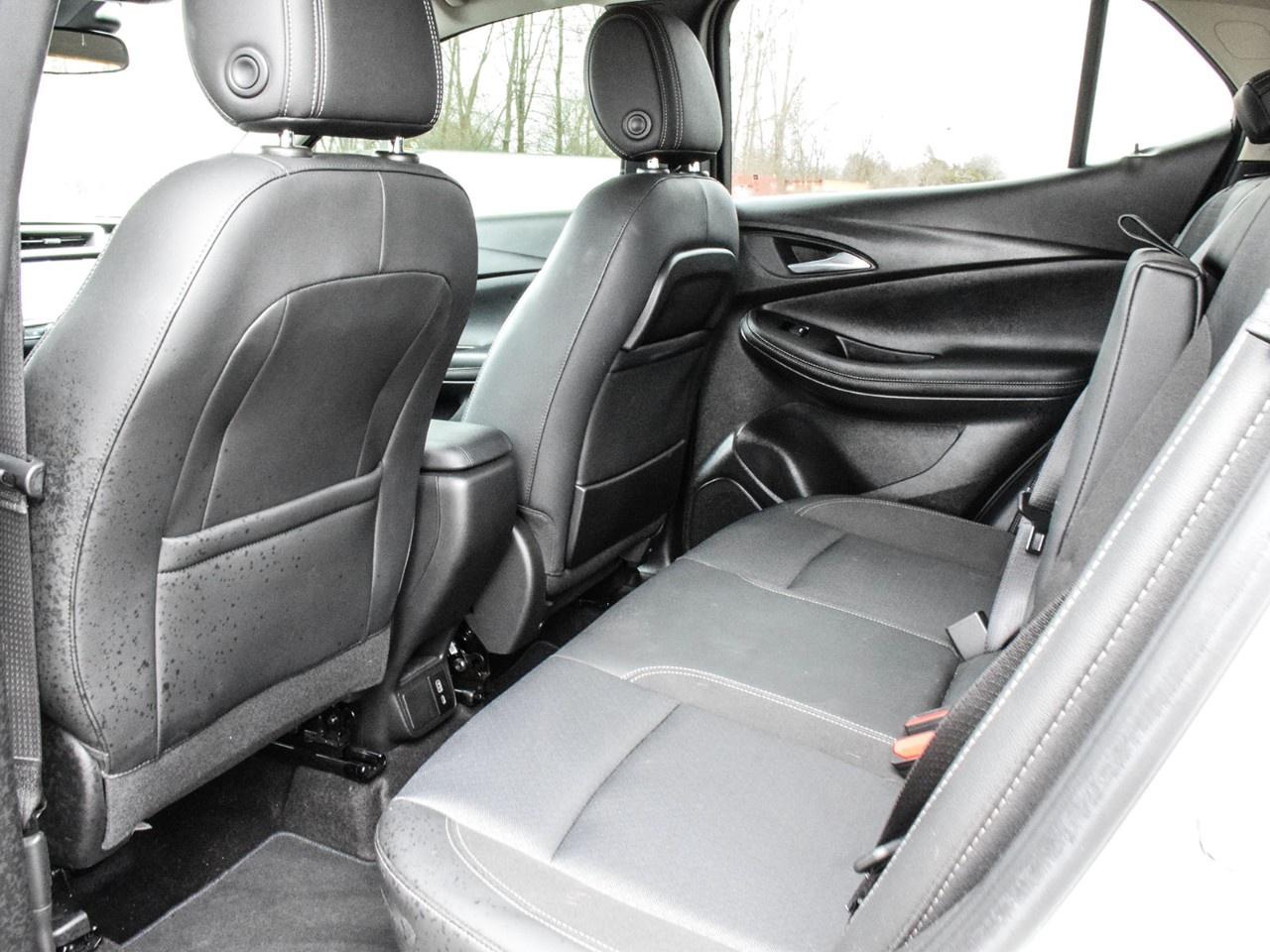 2022 Buick Encore GX Select AWD Photo