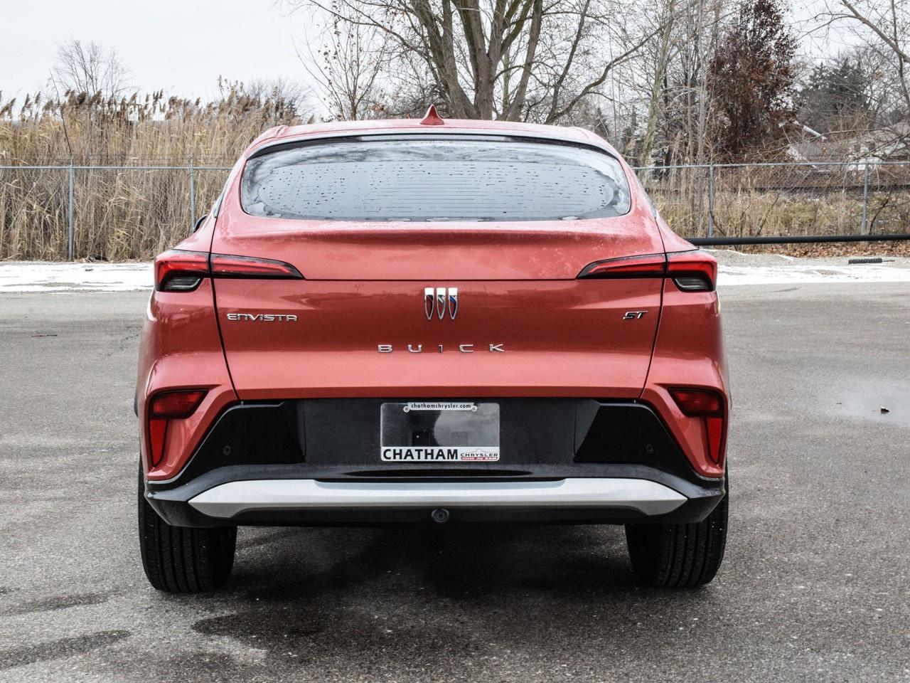 2024 Buick Envista FWD 4dr Sport Touring Photo2