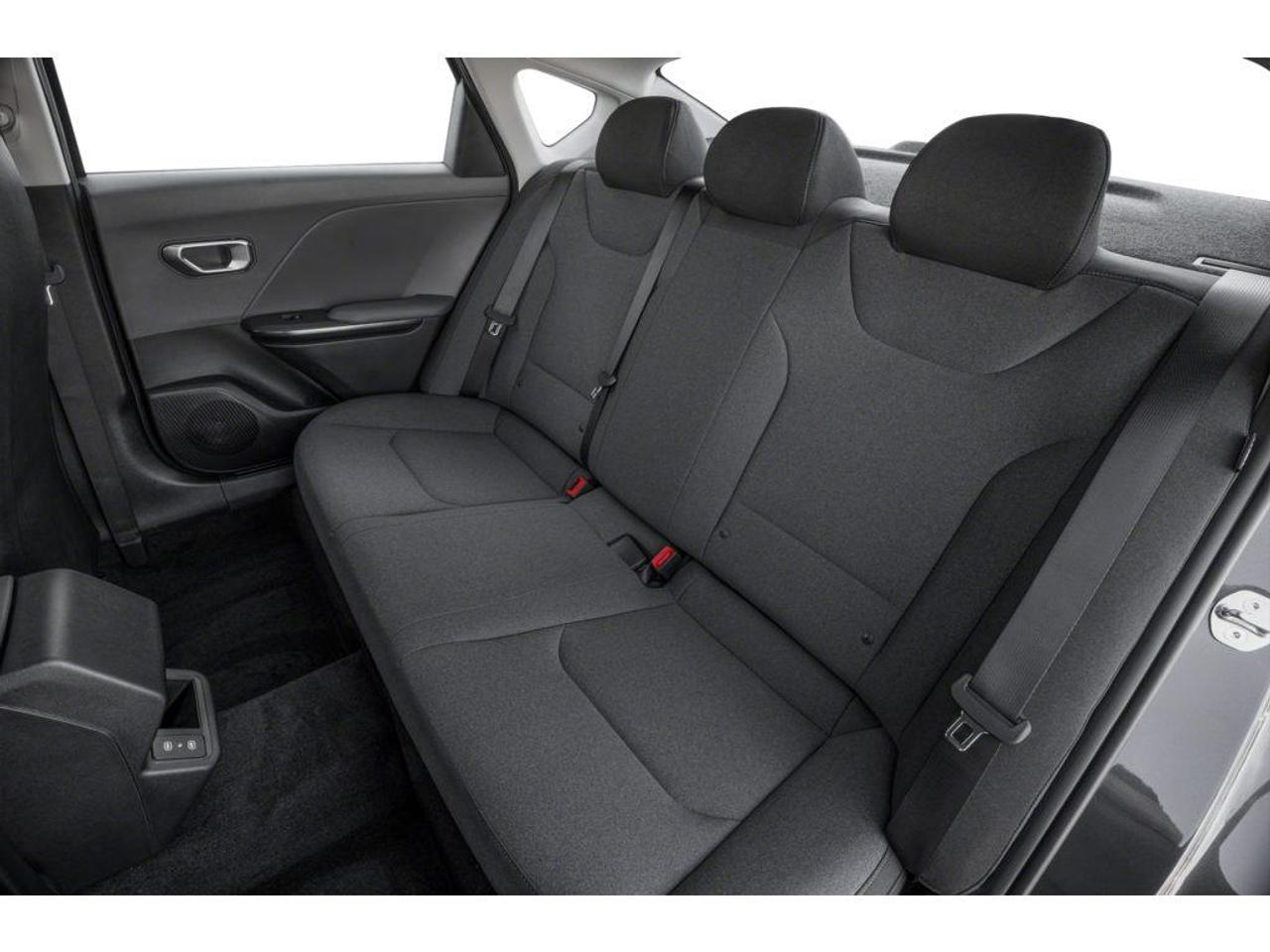 2025 Kia K4 LX Photo