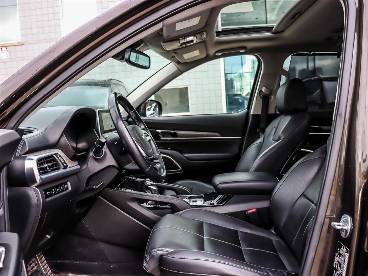 2022 Kia Telluride NIGHTSKY Photo3