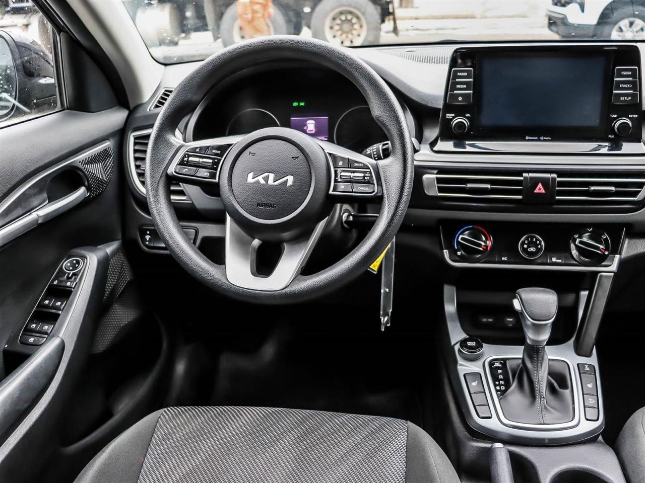 2022 Kia Seltos LX Photo