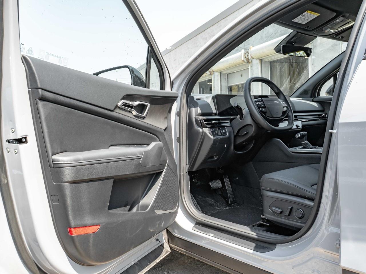 2026 Kia Sportage X-line AWD Photo