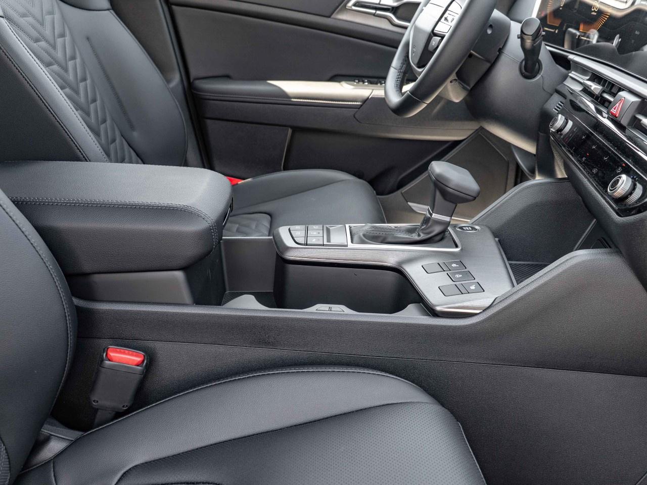 2026 Kia Sportage X-line AWD Photo