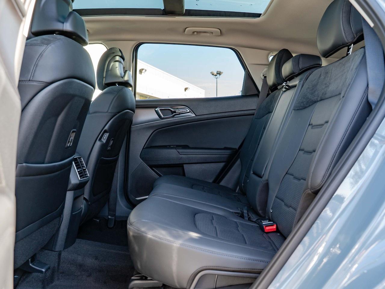 2026 Kia Sportage EX Premium AWD w/Black Interior Photo