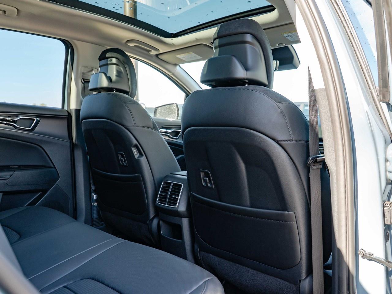 2026 Kia Sportage EX Premium AWD w/Black Interior Photo