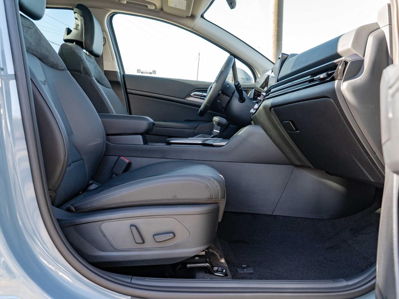 2026 Kia Sportage EX Premium AWD w/Black Interior Photo