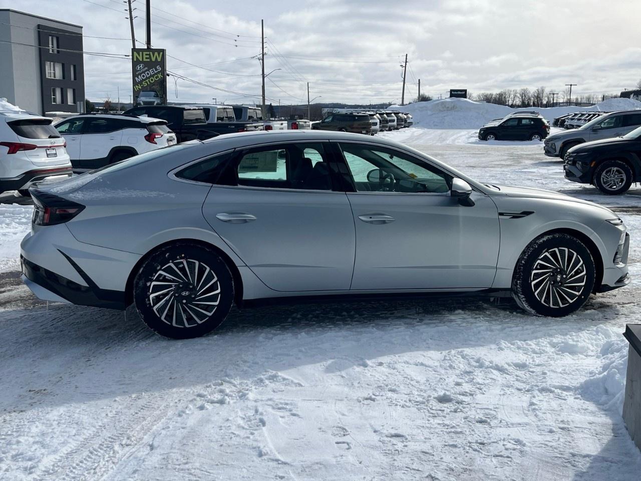 2026 Hyundai Sonata Hybrid Preferred-Trend FWD Photo