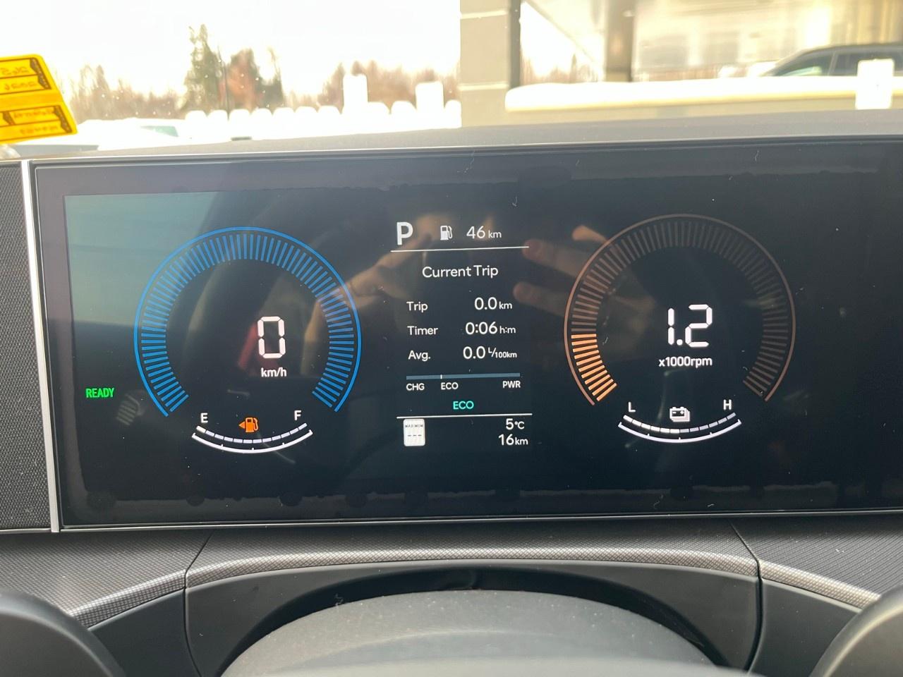 2026 Hyundai Santa Fe Hybrid Preferred AWD Photo