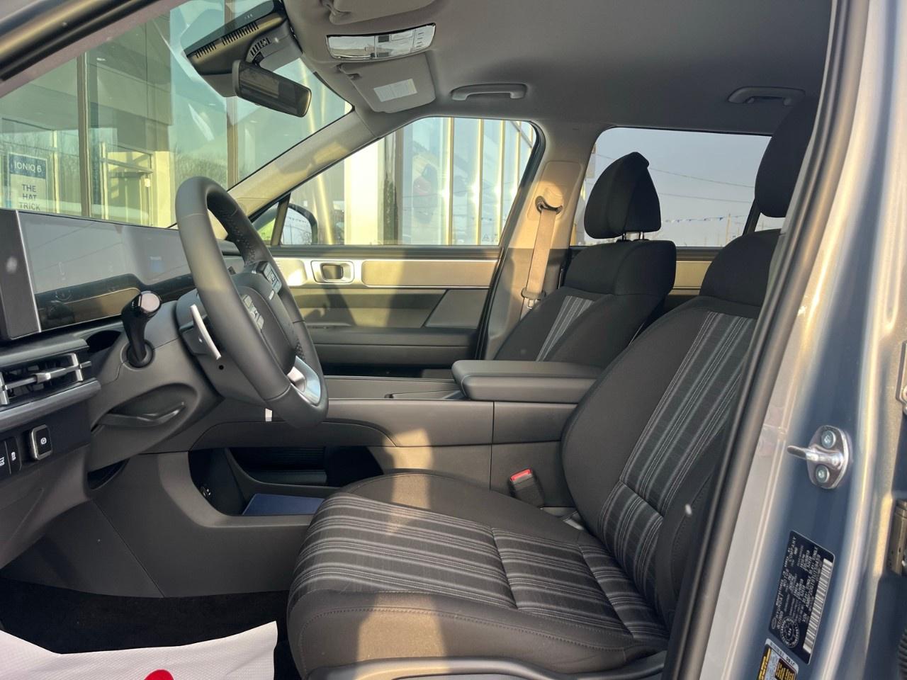 2026 Hyundai Santa Fe Hybrid Preferred AWD Photo