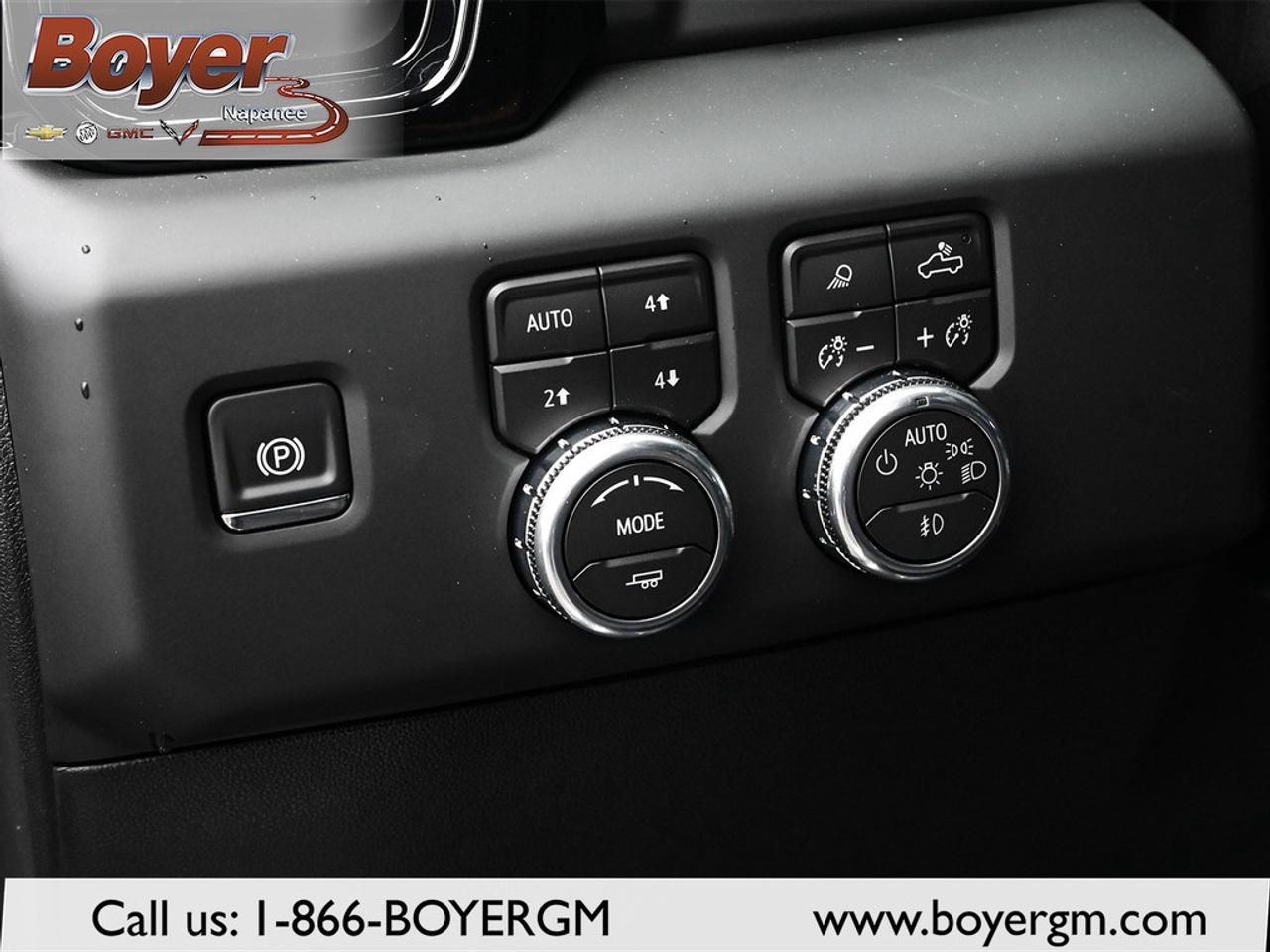 2026 GMC Sierra 3500 HD 4WD Crew Cab Standard Box AT4 Photo