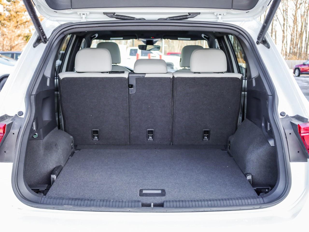 2024 Volkswagen Tiguan Highline R-line Photo