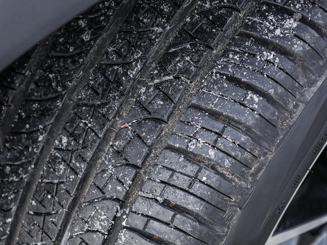 2024 Volkswagen Tiguan Highline R-line Photo