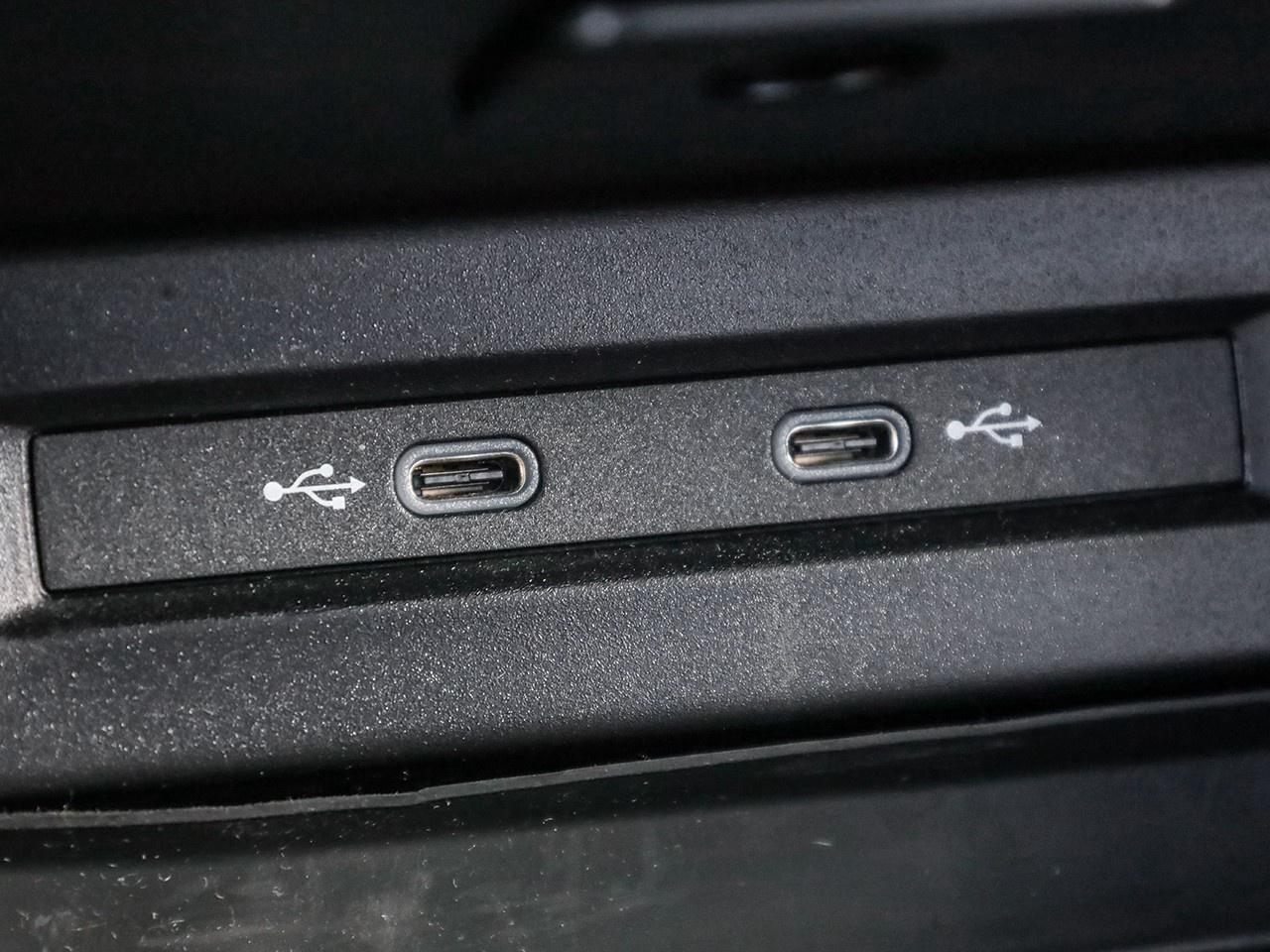 2024 Volkswagen Tiguan Highline R-line Photo