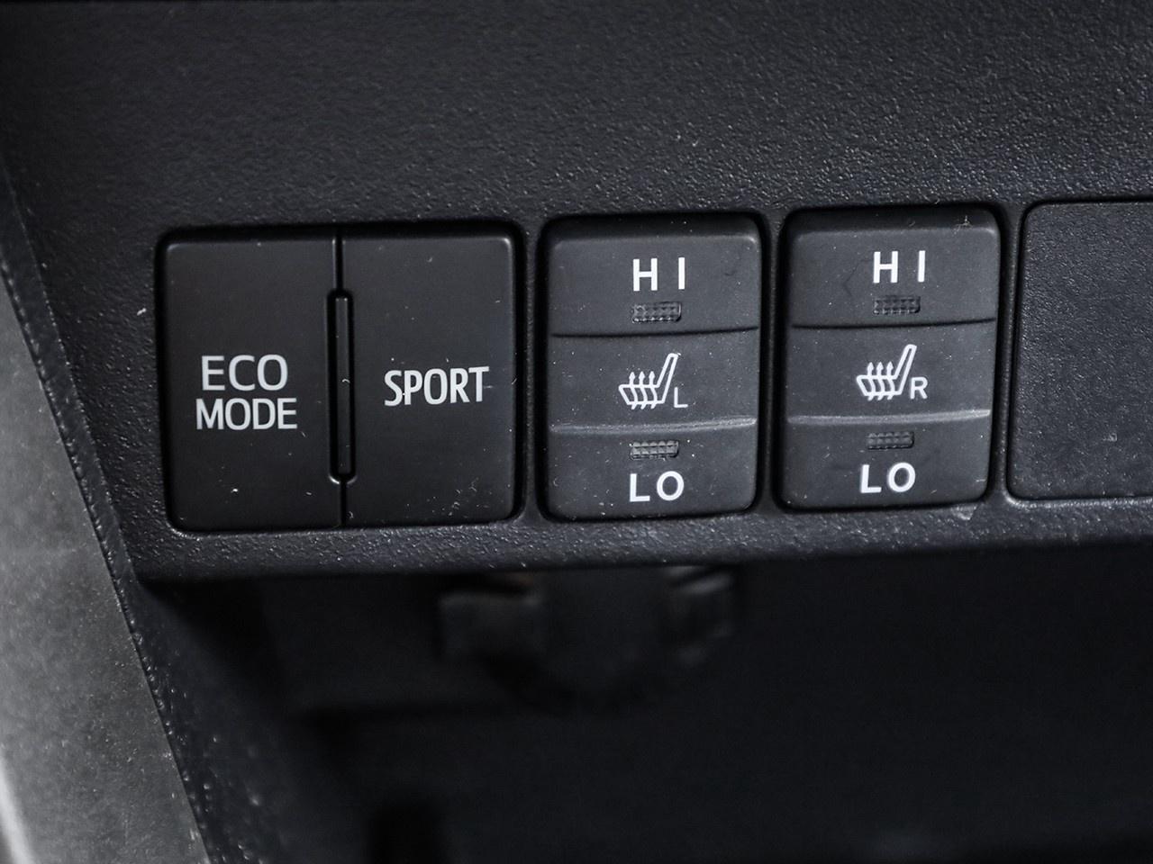 2015 Toyota RAV4 LIMITED  Photo