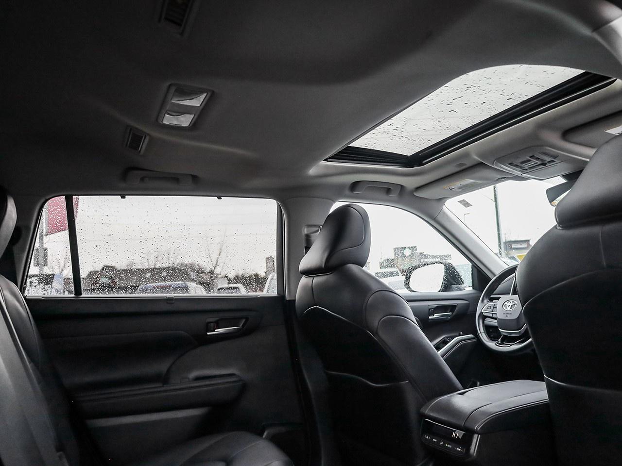 2021 Toyota Highlander HYBRID XLE Photo