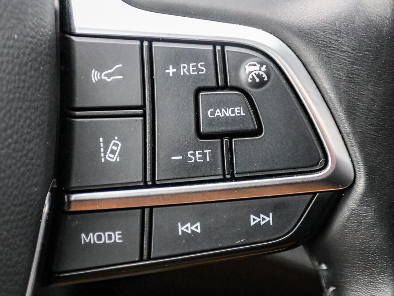 2021 Toyota Highlander HYBRID XLE Photo