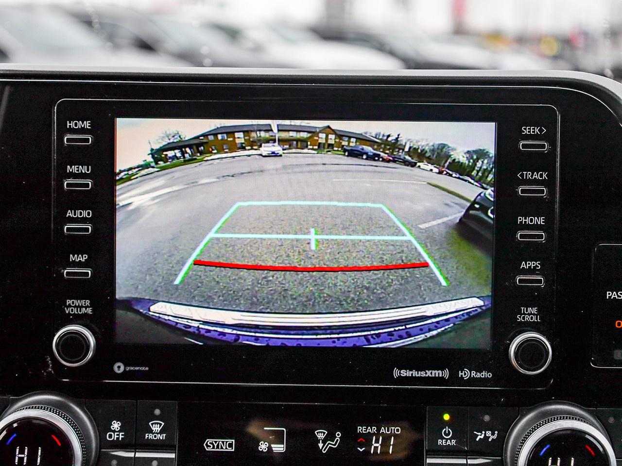 2021 Toyota Highlander HYBRID XLE Photo