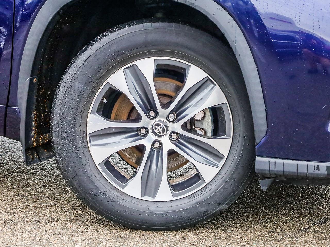 2021 Toyota Highlander HYBRID XLE Photo