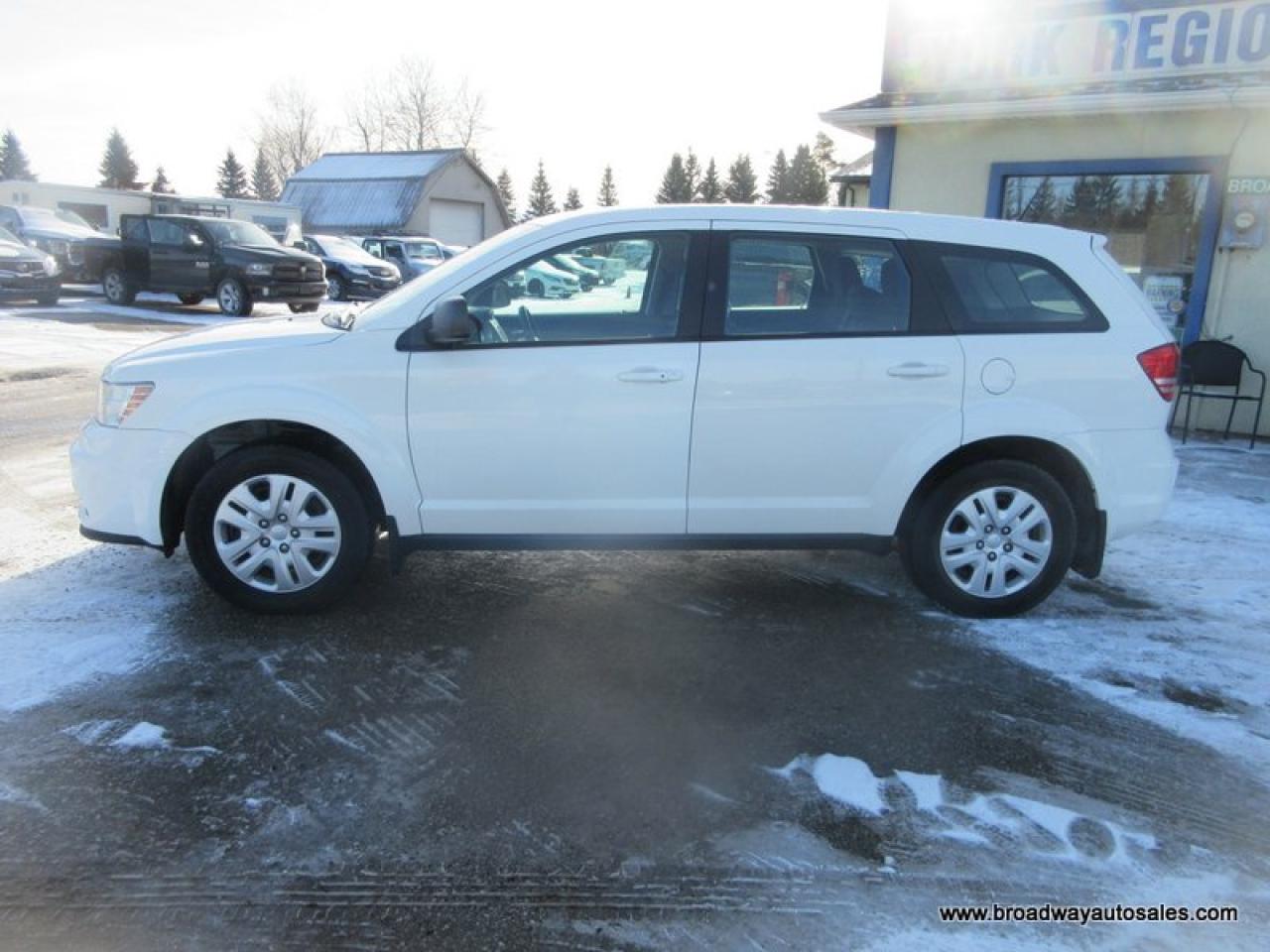2018 Dodge Journey POWER EQUIPPED SE-MODEL 5 PASSENGER 2.4L - DOHC.. TOUCH SCREEN DISPLAY.. CD/AUX/USB INPUT.. KEYLESS ENTRY.. Photo2