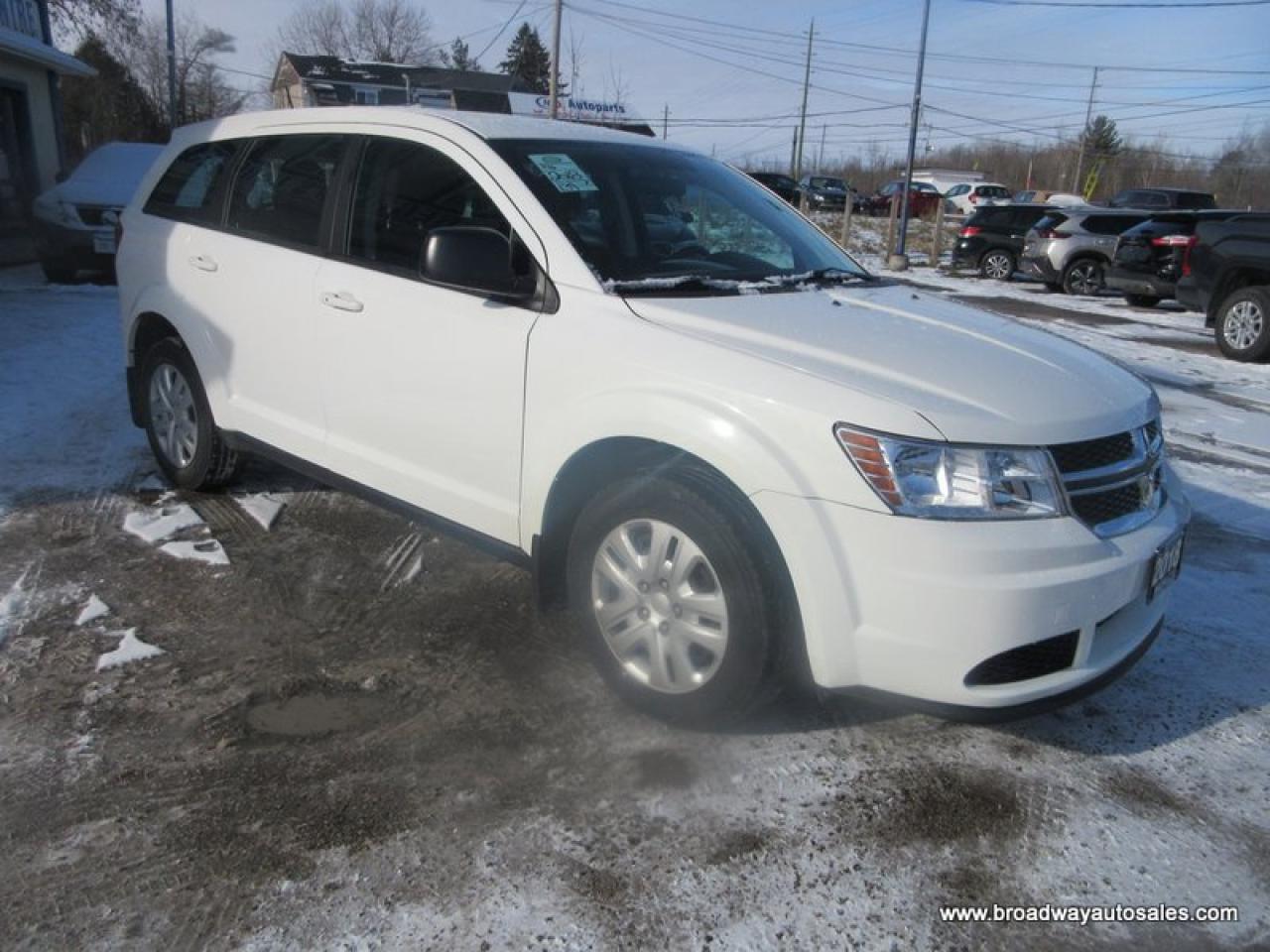 2018 Dodge Journey POWER EQUIPPED SE-MODEL 5 PASSENGER 2.4L - DOHC.. TOUCH SCREEN DISPLAY.. CD/AUX/USB INPUT.. KEYLESS ENTRY.. Photo4