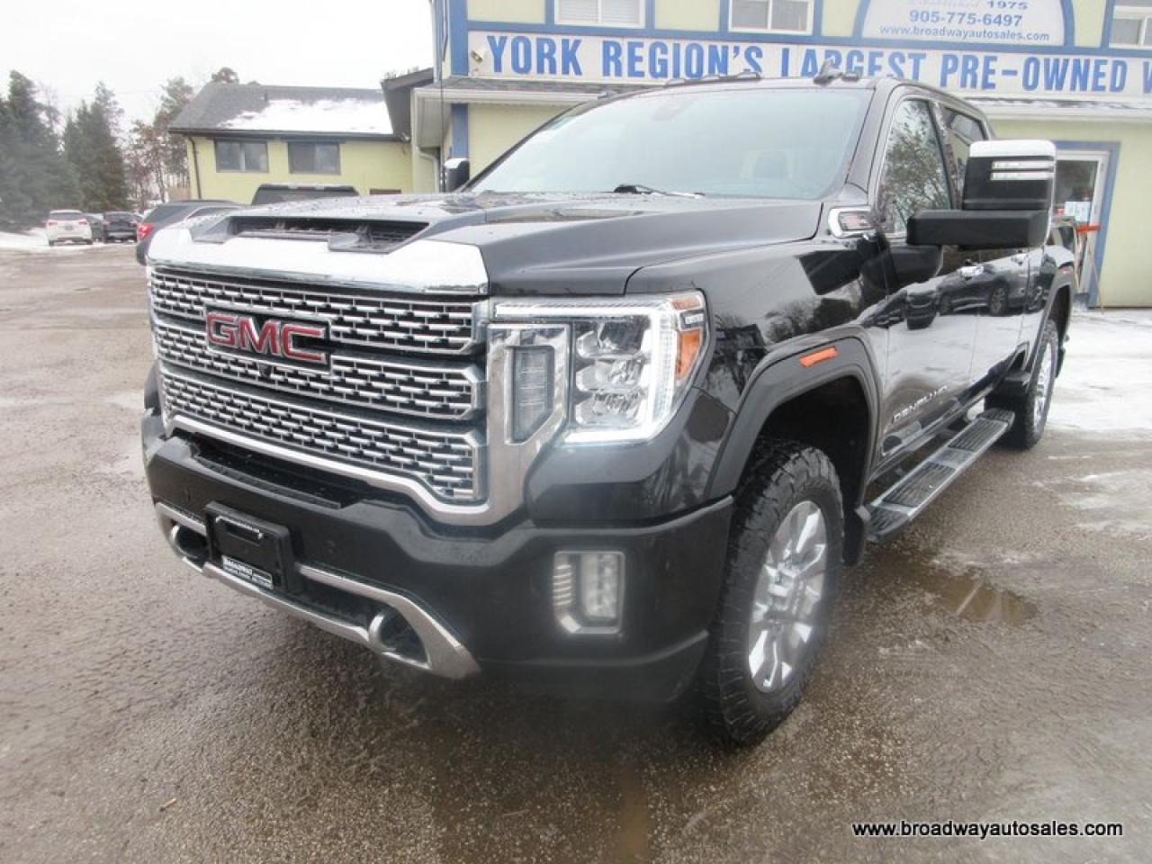Used 2021 GMC Sierra 2500 3/4 TON DENALI-VERSION 5 PASSENGER 6.6L - V8.. 4X4.. CREW-CAB.. 6.6-BOX.. NAVIGATION.. SUNROOF.. LEATHER.. HEATED/AC SEATS.. BACK-UP CAMERA.. for sale in Bradford, ON