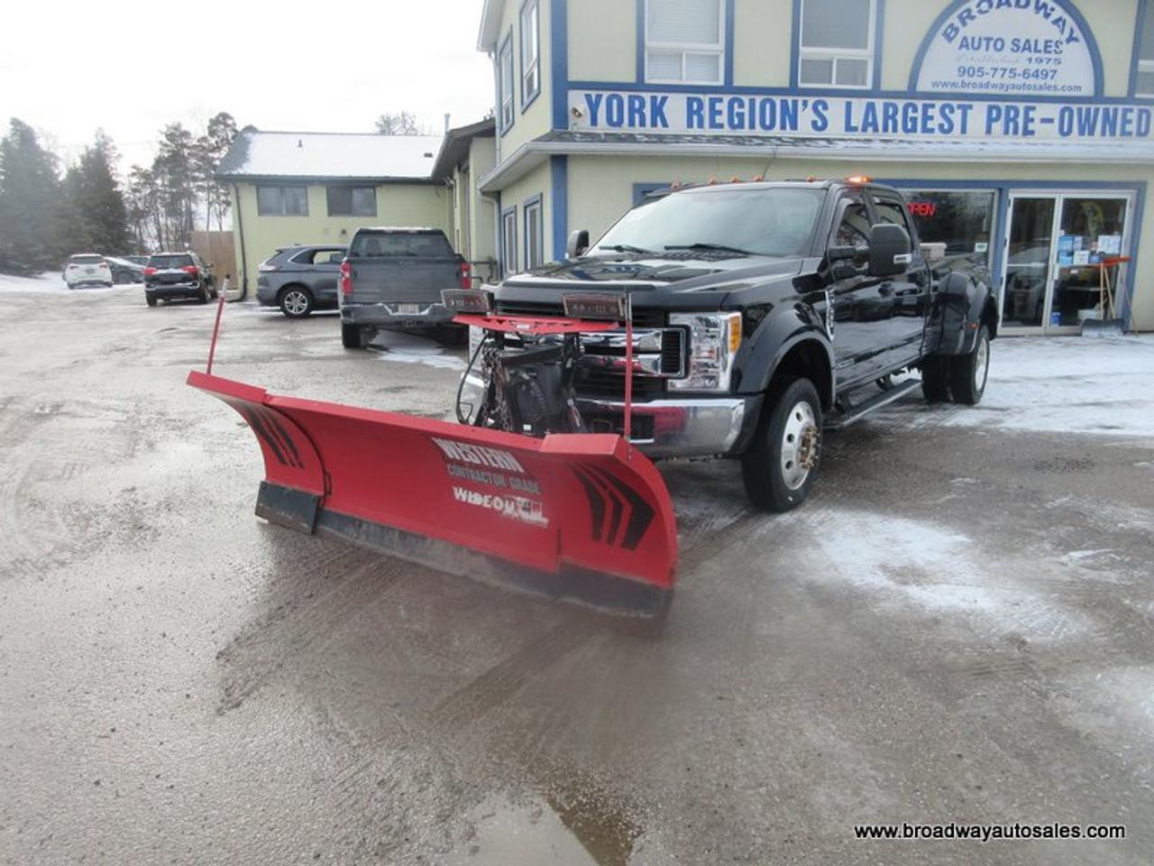 2017 Ford F-450 WINTER-READY XLT-EDITION 6 PASSENGER 6.7L - DIESEL.. 4X4.. CREW-CAB.. 8-FOOT-DUALLY.. WESTERN-WIDE-OUT-PLOW.. NAVIGATION.. WEATHER-GUARD-TANK.. Photo2