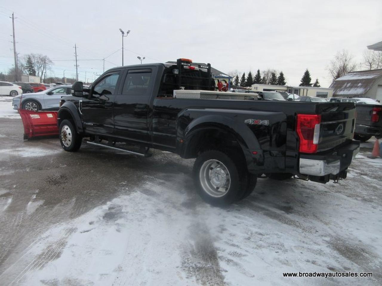 2017 Ford F-450 WINTER-READY XLT-EDITION 6 PASSENGER 6.7L - DIESEL.. 4X4.. CREW-CAB.. 8-FOOT-DUALLY.. WESTERN-WIDE-OUT-PLOW.. NAVIGATION.. WEATHER-GUARD-TANK.. Photo