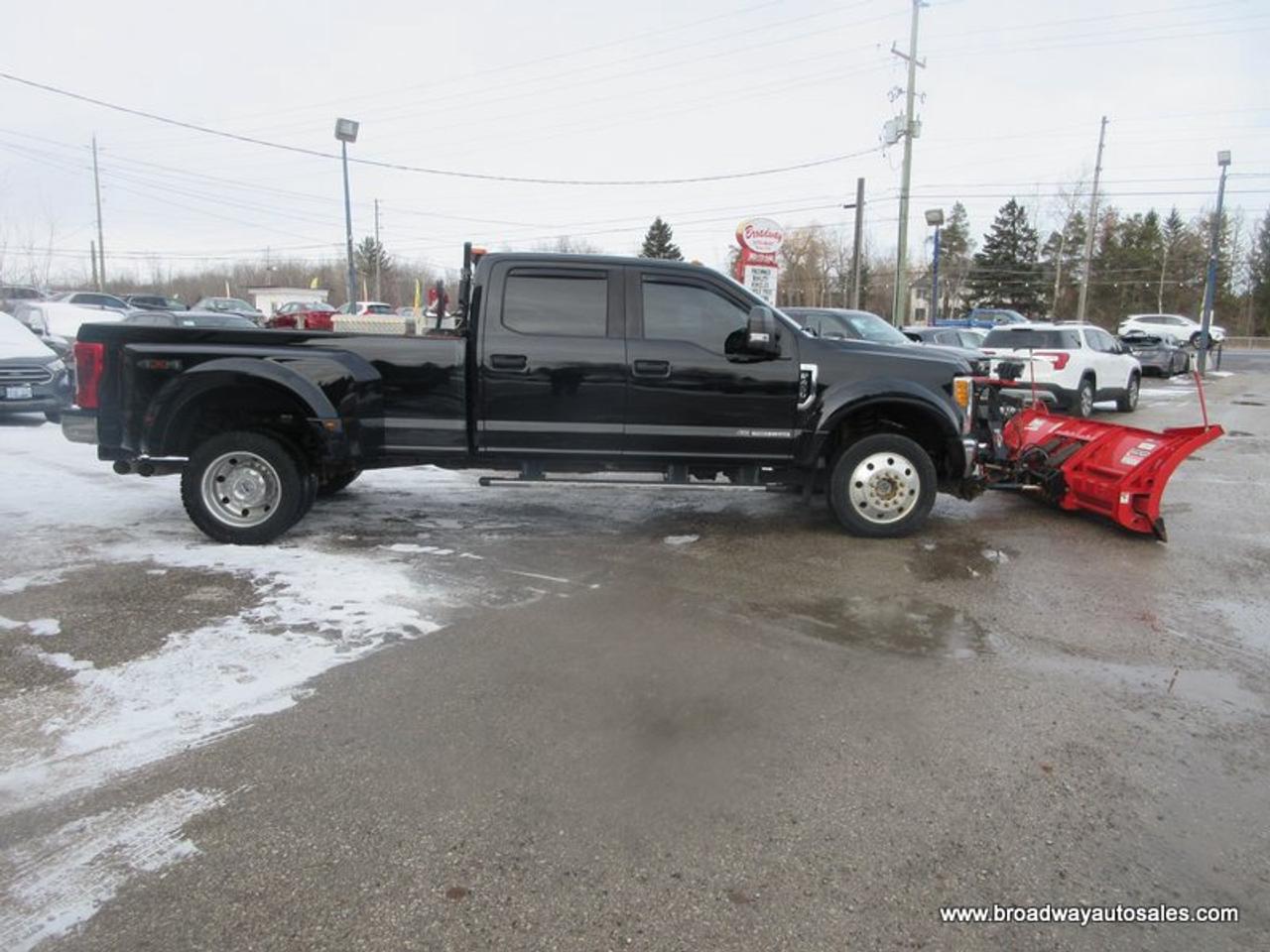 2017 Ford F-450 WINTER-READY XLT-EDITION 6 PASSENGER 6.7L - DIESEL.. 4X4.. CREW-CAB.. 8-FOOT-DUALLY.. WESTERN-WIDE-OUT-PLOW.. NAVIGATION.. WEATHER-GUARD-TANK.. Photo