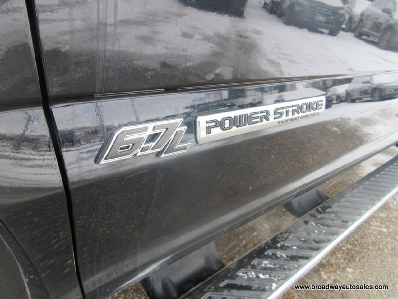 2017 Ford F-450 WINTER-READY XLT-EDITION 6 PASSENGER 6.7L - DIESEL.. 4X4.. CREW-CAB.. 8-FOOT-DUALLY.. WESTERN-WIDE-OUT-PLOW.. NAVIGATION.. WEATHER-GUARD-TANK.. Photo