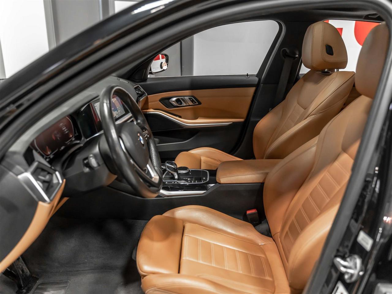 2019 BMW 330i 330i xDrive|SPORT LINE|BLINDSPOT|NAVI|REARCAM|ACCIDENT FREE|LOADED Photo