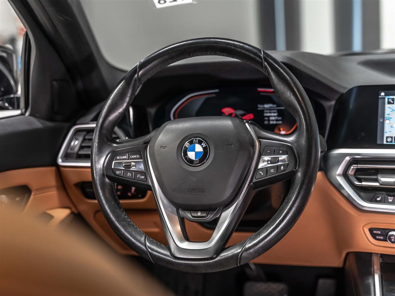 2019 BMW 330i 330i xDrive|SPORT LINE|BLINDSPOT|NAVI|REARCAM|ACCIDENT FREE|LOADED Photo