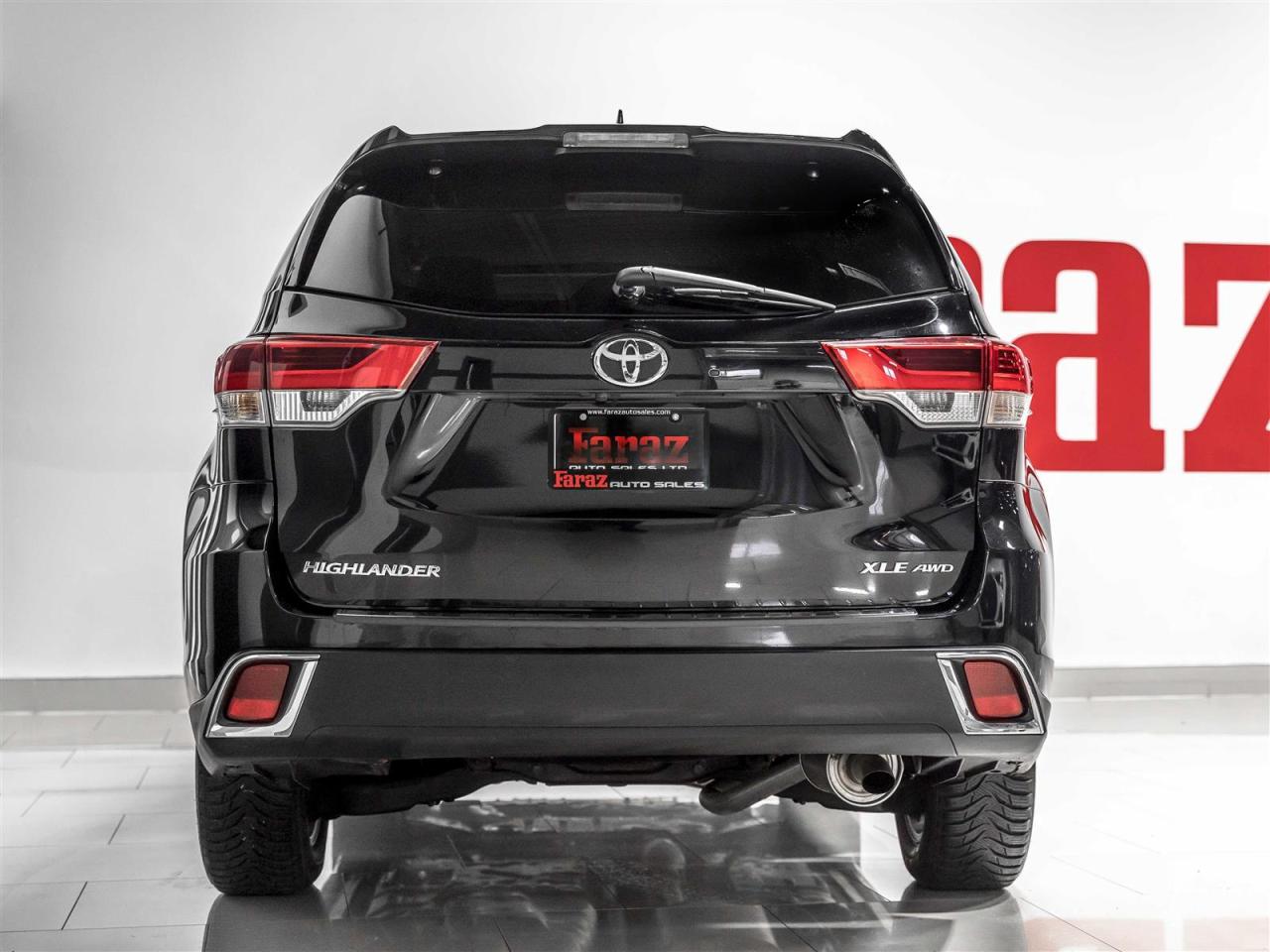 2017 Toyota Highlander $300 BI WEEKLY $2000 DOWN XLE|AWD|8 PASSENGER|ADAPT CRUISE|BLINDSPOT|NAVI|REARCAM Photo