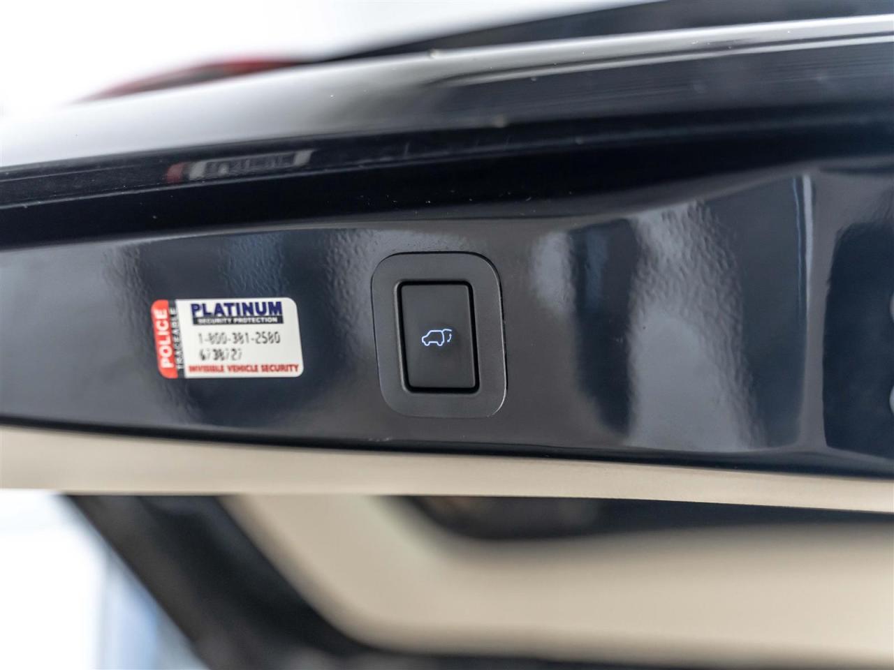 2017 Toyota Highlander $300 BI WEEKLY $2000 DOWN XLE|AWD|8 PASSENGER|ADAPT CRUISE|BLINDSPOT|NAVI|REARCAM Photo