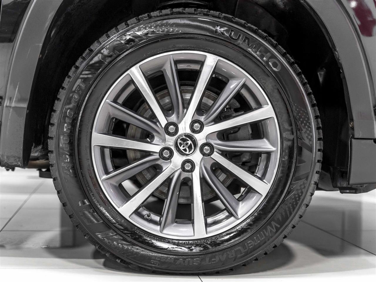 2017 Toyota Highlander $300 BI WEEKLY $2000 DOWN XLE|AWD|8 PASSENGER|ADAPT CRUISE|BLINDSPOT|NAVI|REARCAM Photo