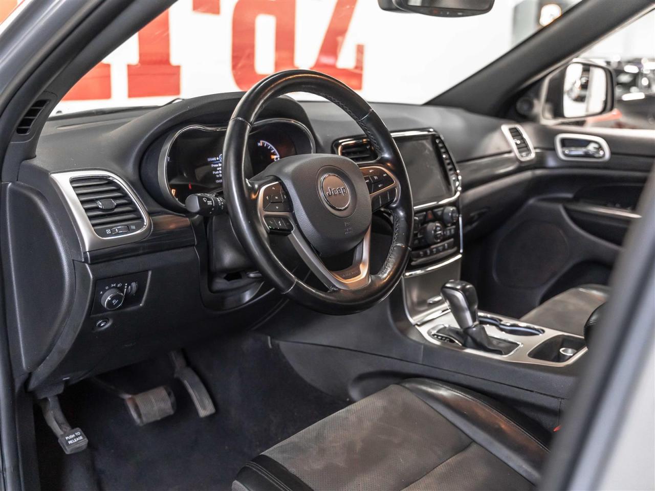 2021 Jeep Grand Cherokee LAREDO|4X4|BLINDSPOT|NAVI|REARCAM|ACCIDENT FREE|ONE OWNER Photo4