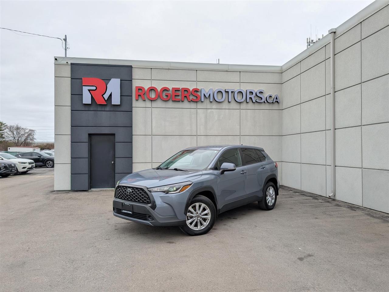 Used 2022 Toyota Corolla Cross LE AWD - HTD SEATS - REVERSE CAM - TECH FEATURES for sale in Oakville, ON