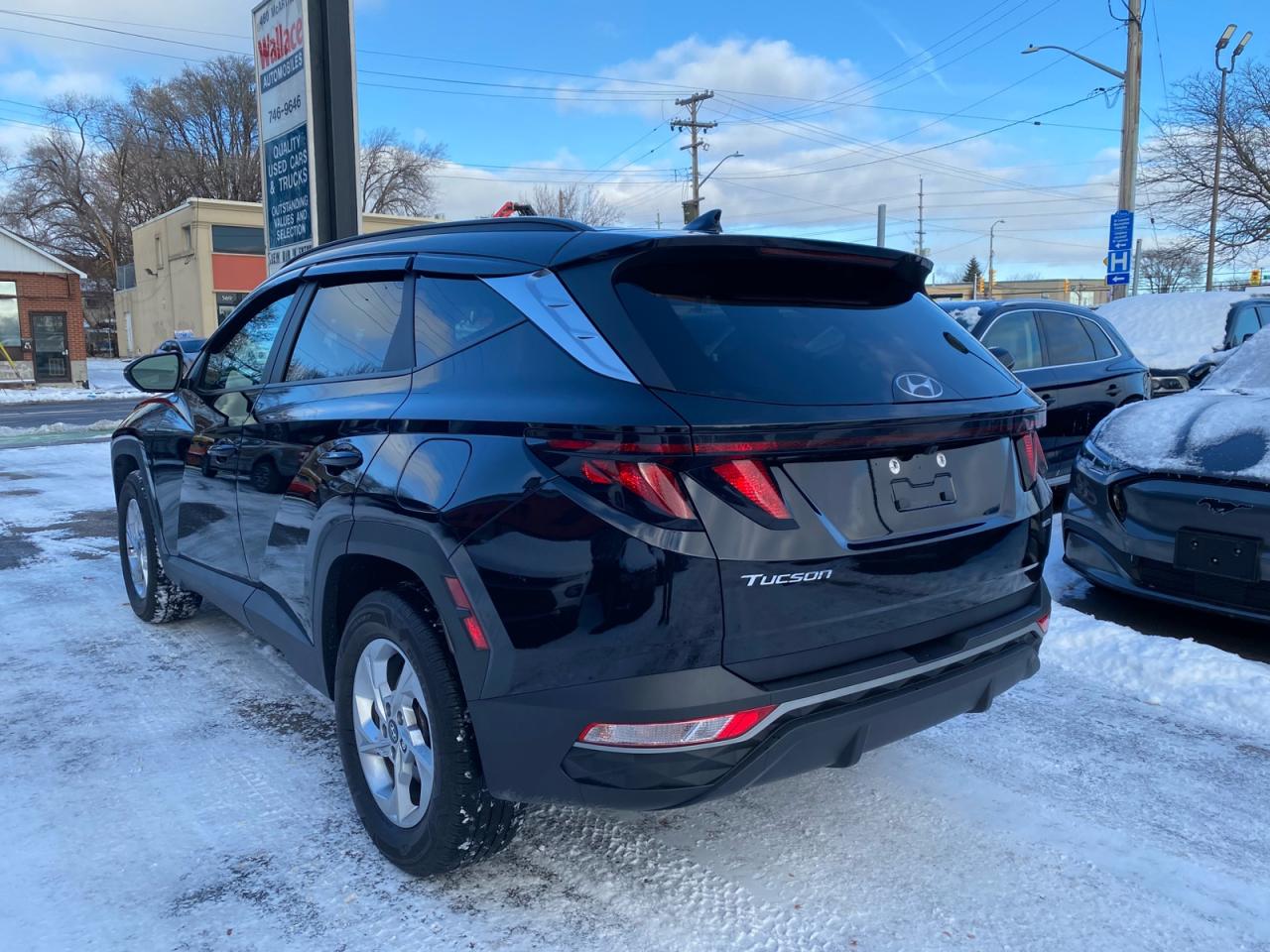 2023 Hyundai Tucson Preferred |  AWD | Apple CarPlay | Android Auto Photo3