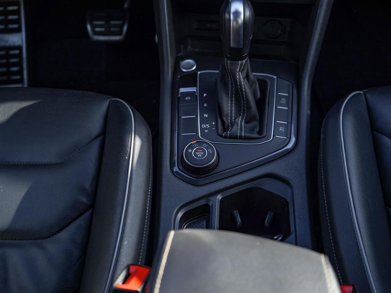 2021 Volkswagen Tiguan HIGHLINE | R-LINE | AWD | NAV | LEATHER | PANO Photo