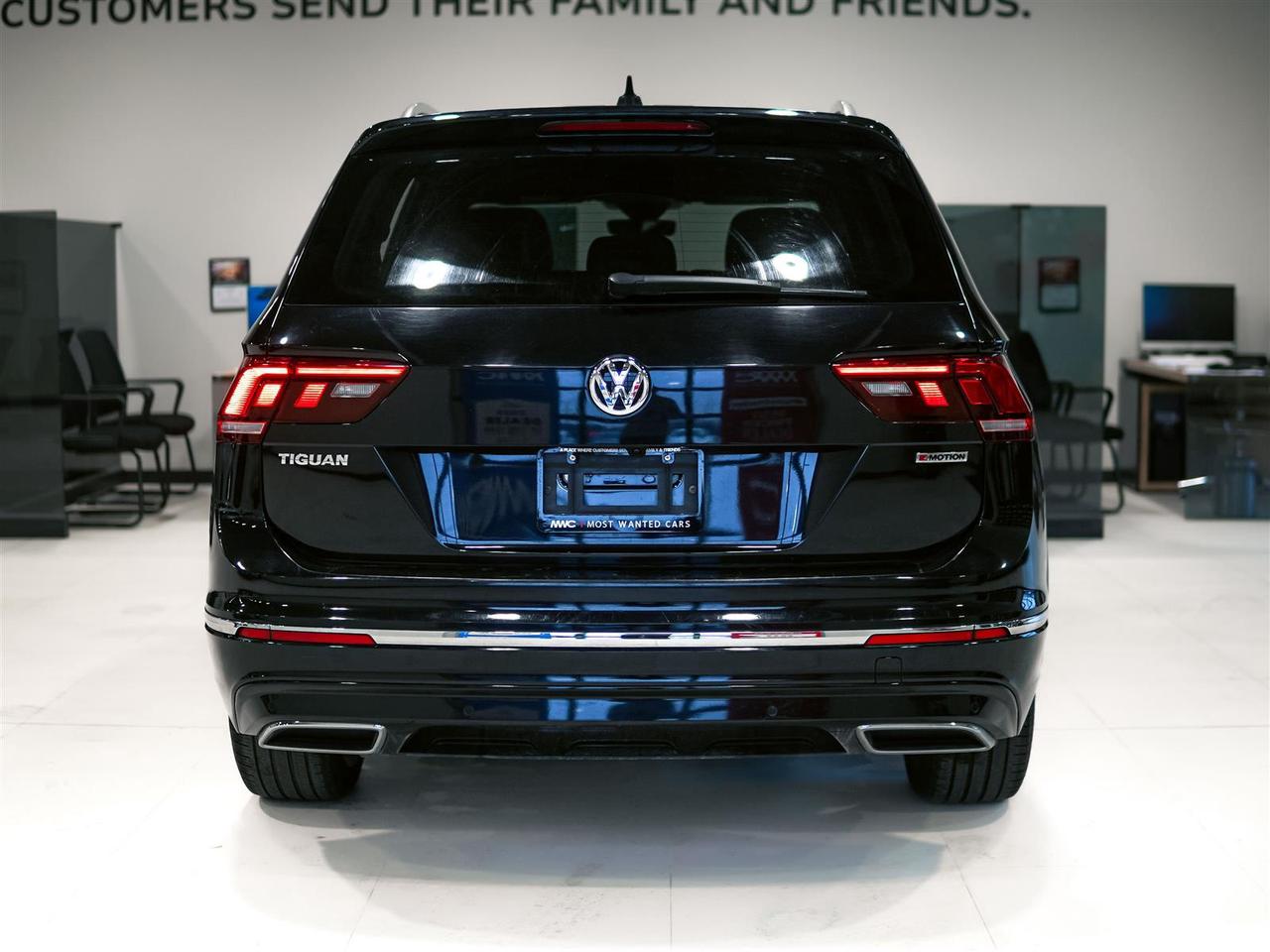 2021 Volkswagen Tiguan Highline | NAV | SUNROOF | LEATHER | P/ TAILGATE Photo