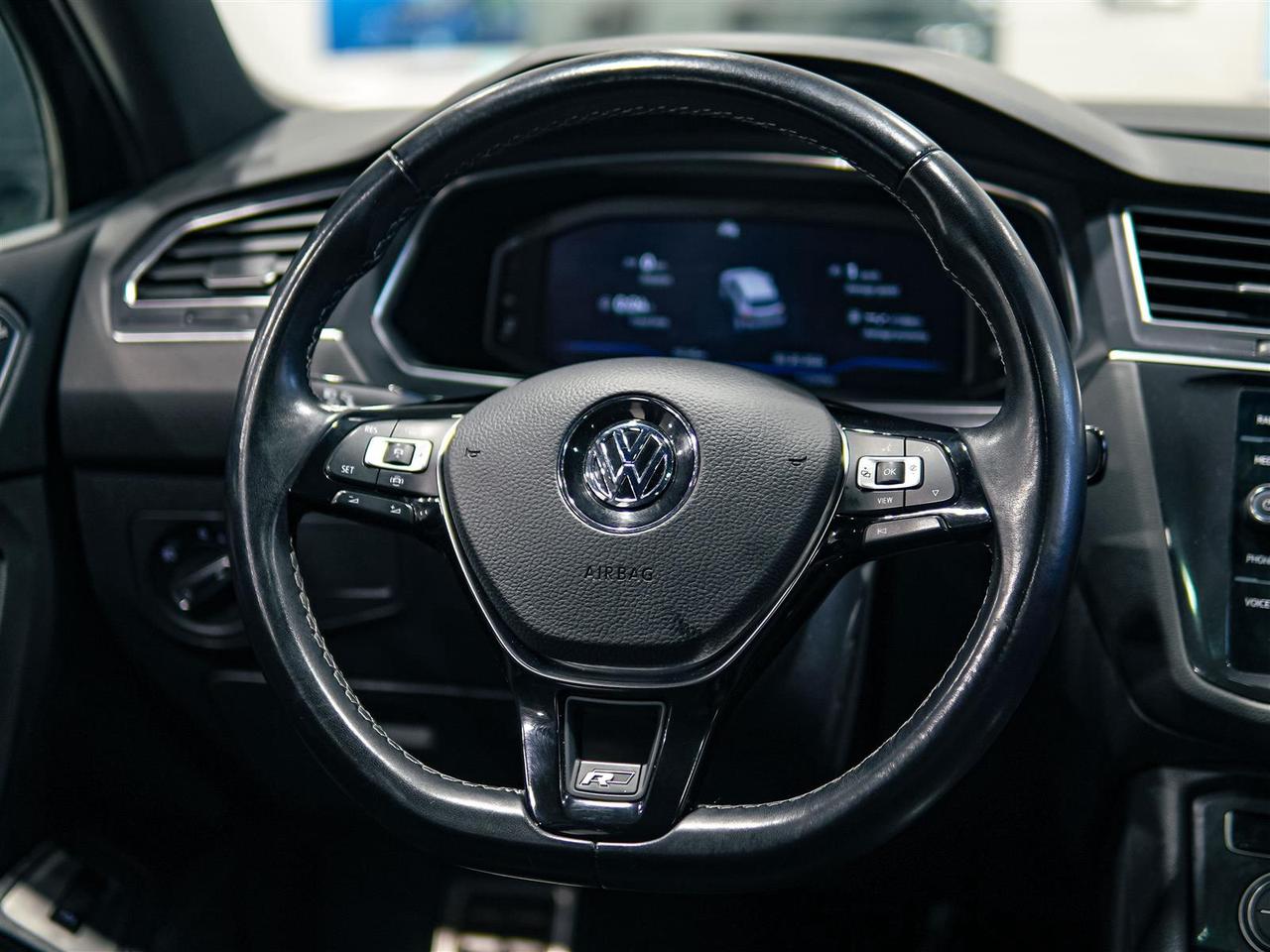 2021 Volkswagen Tiguan Highline | NAV | SUNROOF | LEATHER | P/ TAILGATE Photo
