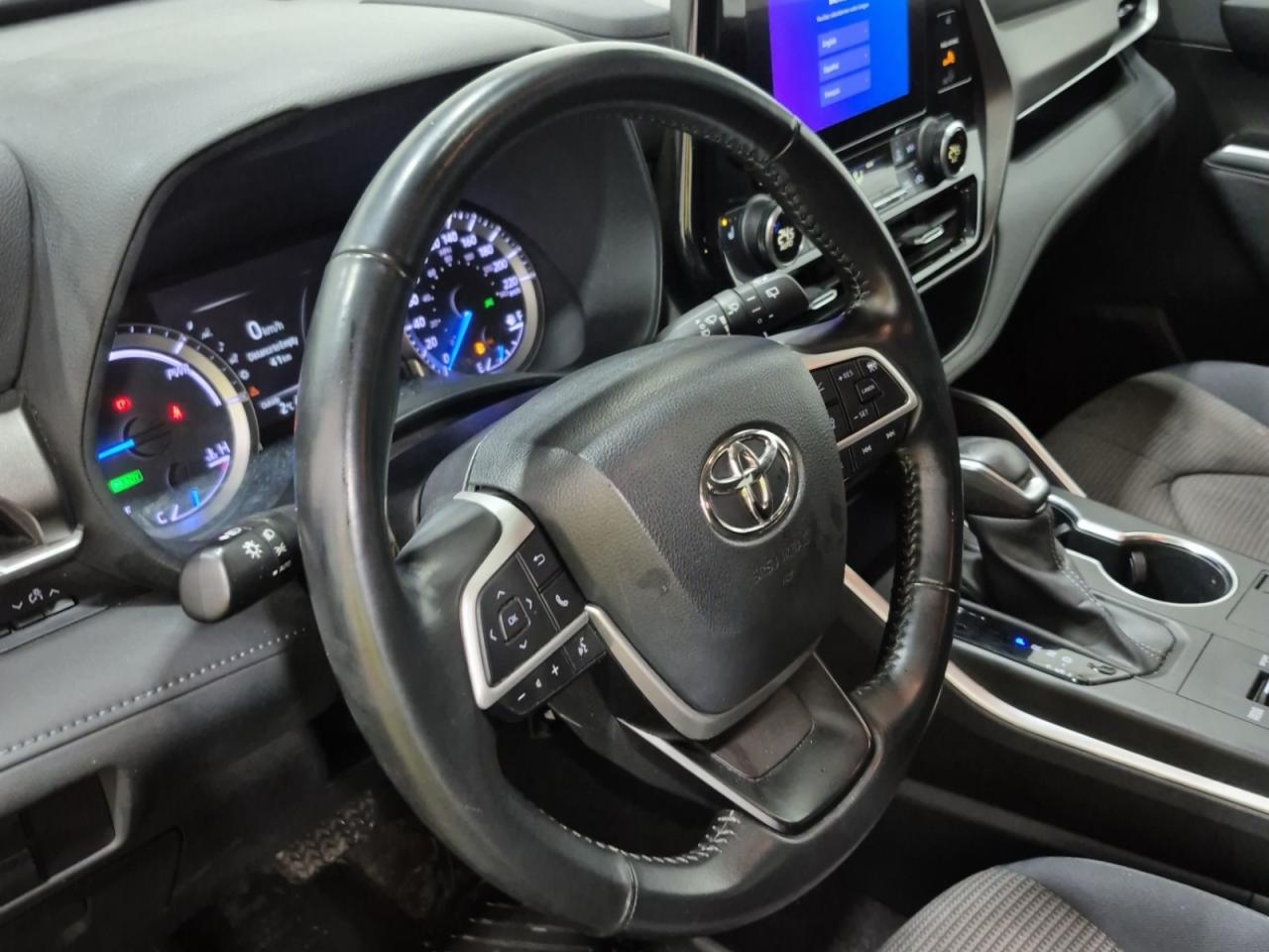 2023 Toyota Highlander LE HYBRID AWD | 13 TOYOTA SERV REC | NO ACCIDENTS Photo