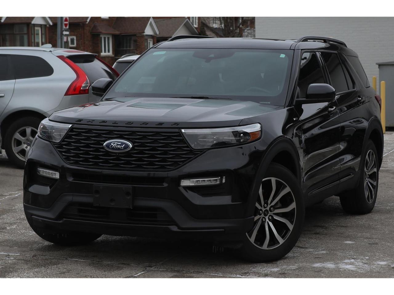 2022 Ford Explorer ST-Line AWD Photo