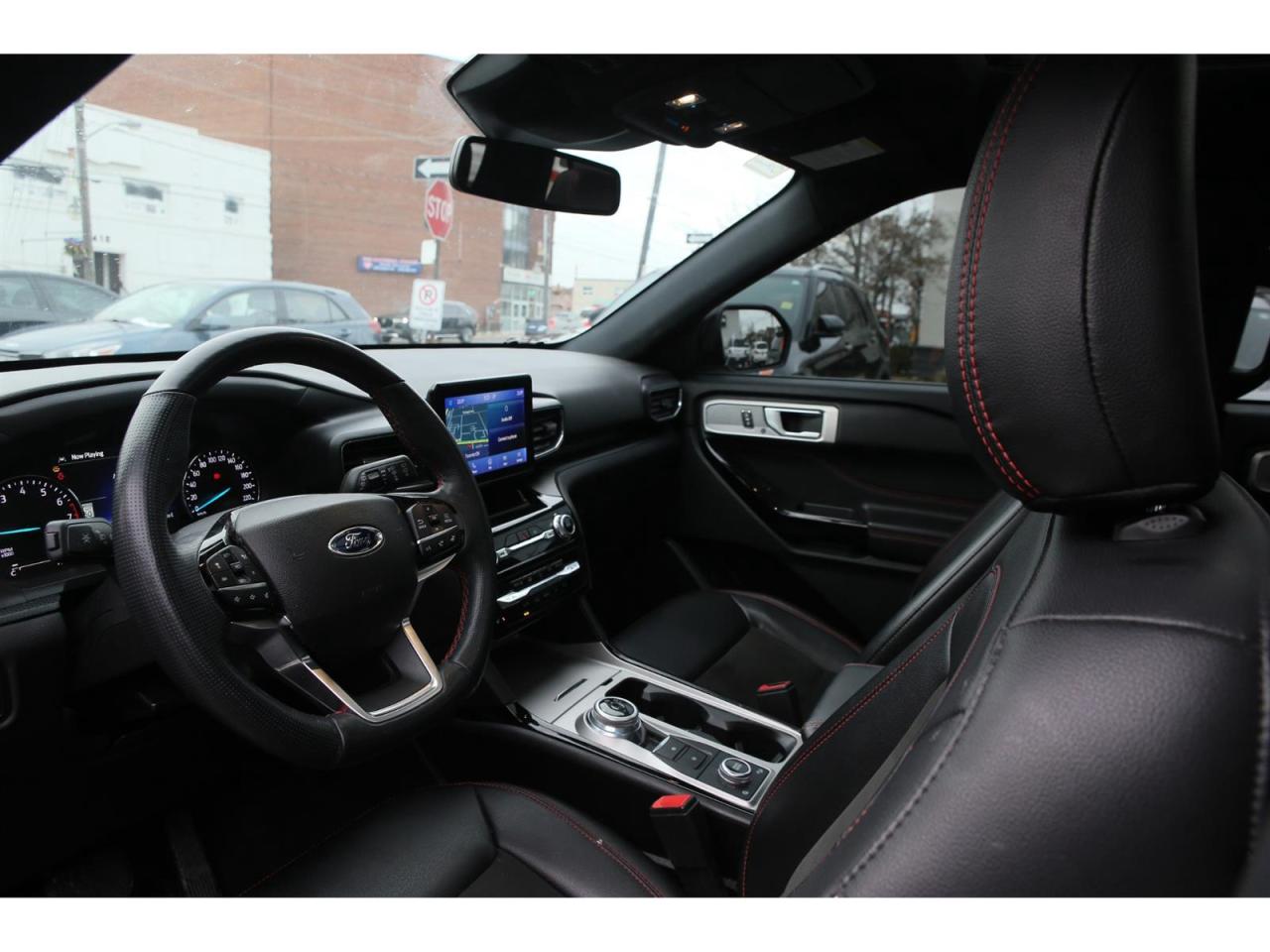 2022 Ford Explorer ST-Line AWD Photo