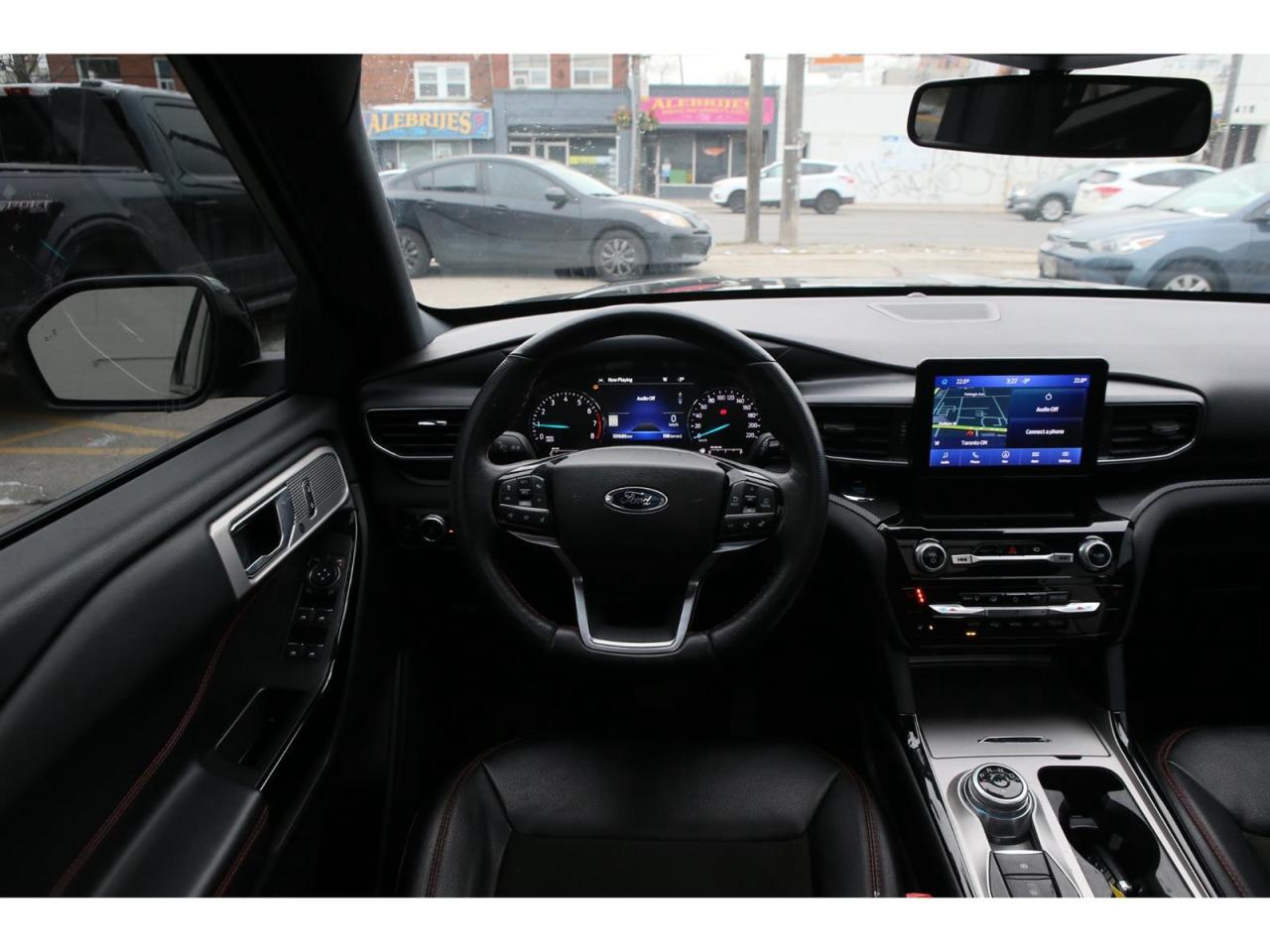 2022 Ford Explorer ST-Line AWD Photo