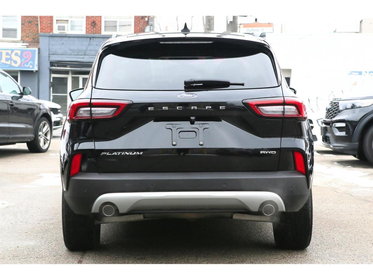 2023 Ford Escape Platinum AWD | Panoramic Roof | Navigation | Leather Seats Photo