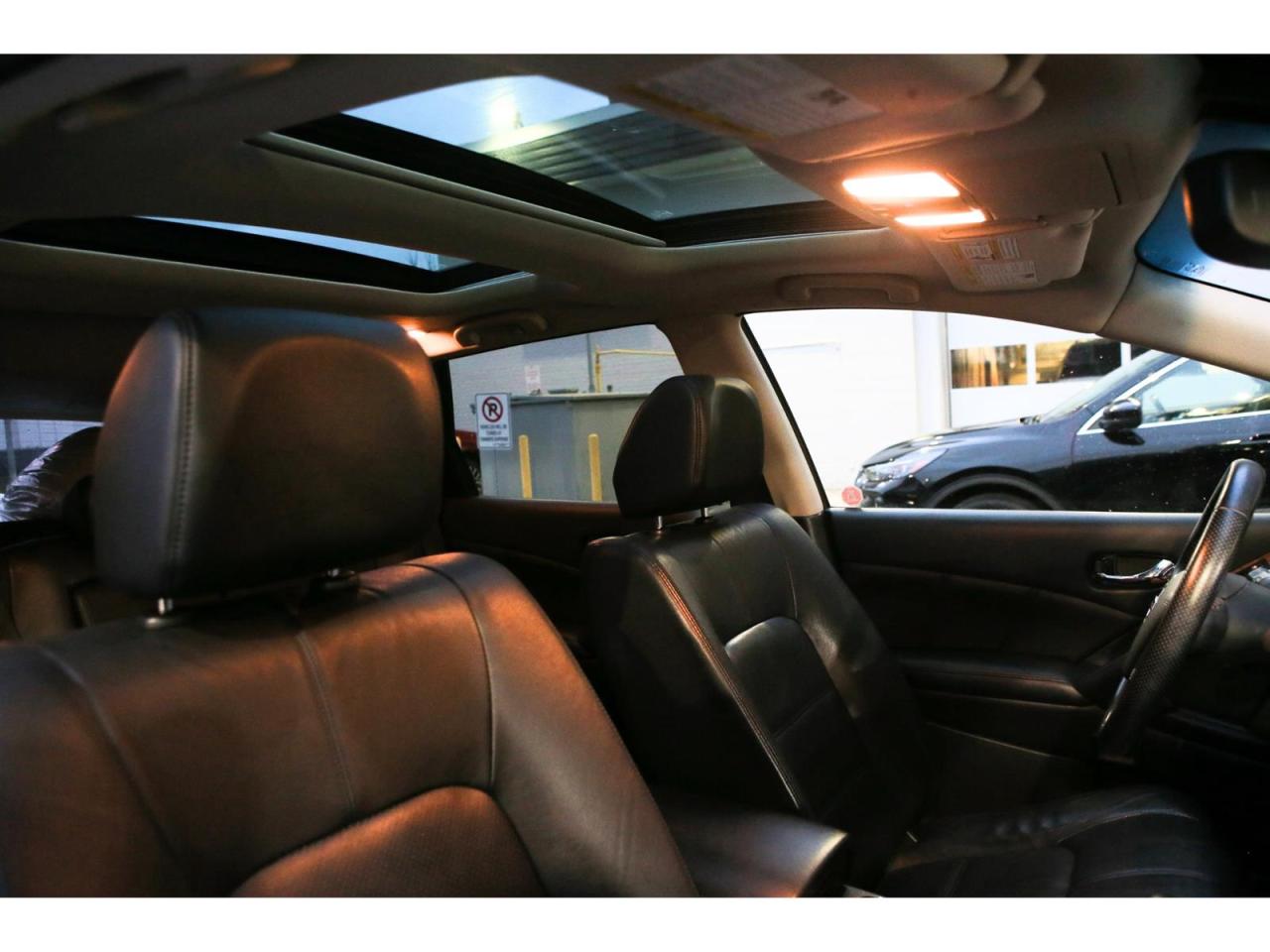 2014 Nissan Murano Platinum AWD | Panoramic Roof | Navigation | Leather Seats Photo