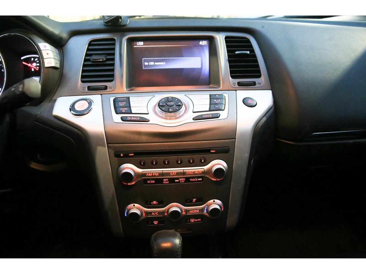 2014 Nissan Murano Platinum AWD | Panoramic Roof | Navigation | Leather Seats Photo