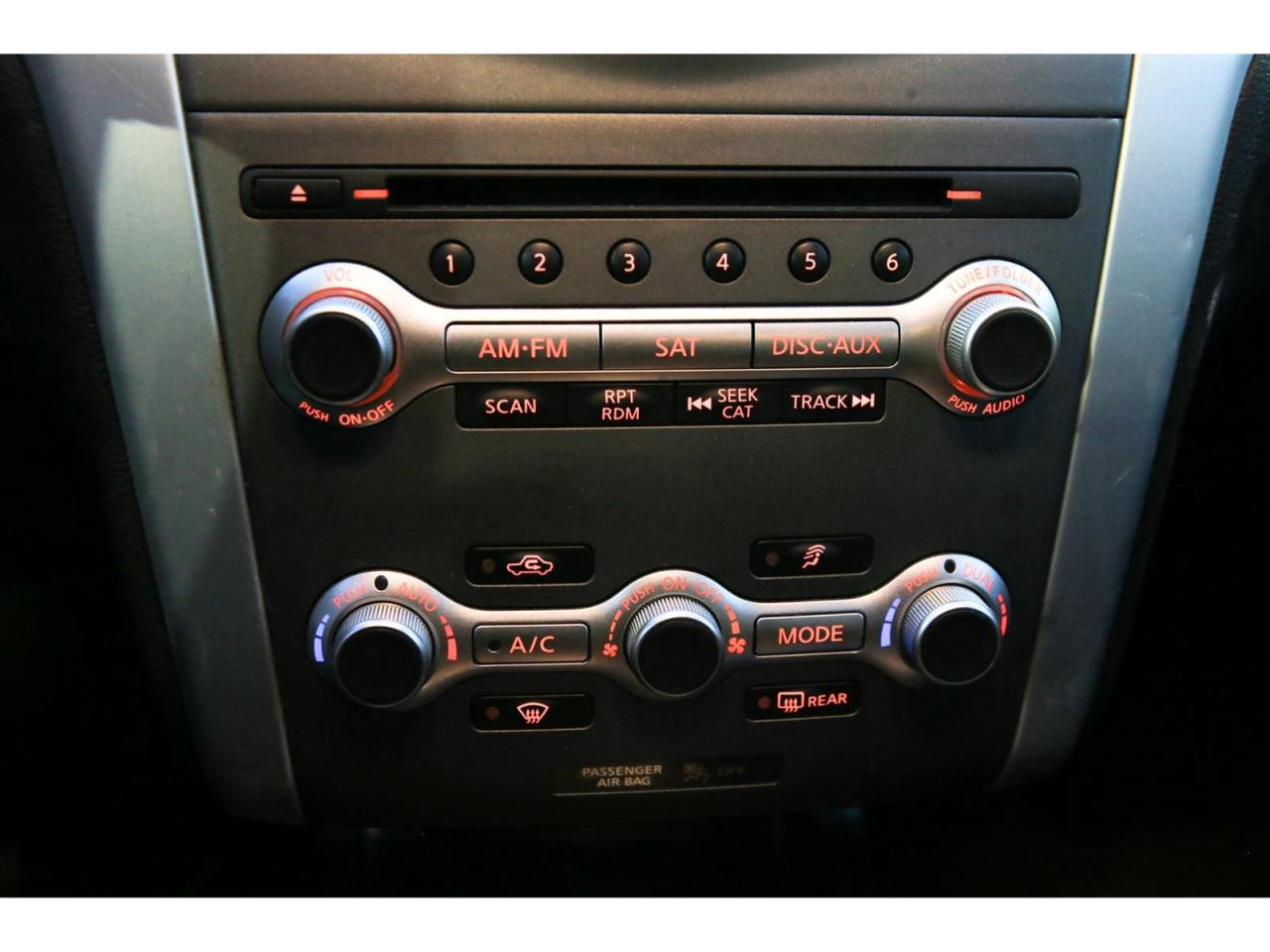 2014 Nissan Murano Platinum AWD | Panoramic Roof | Navigation | Leather Seats Photo