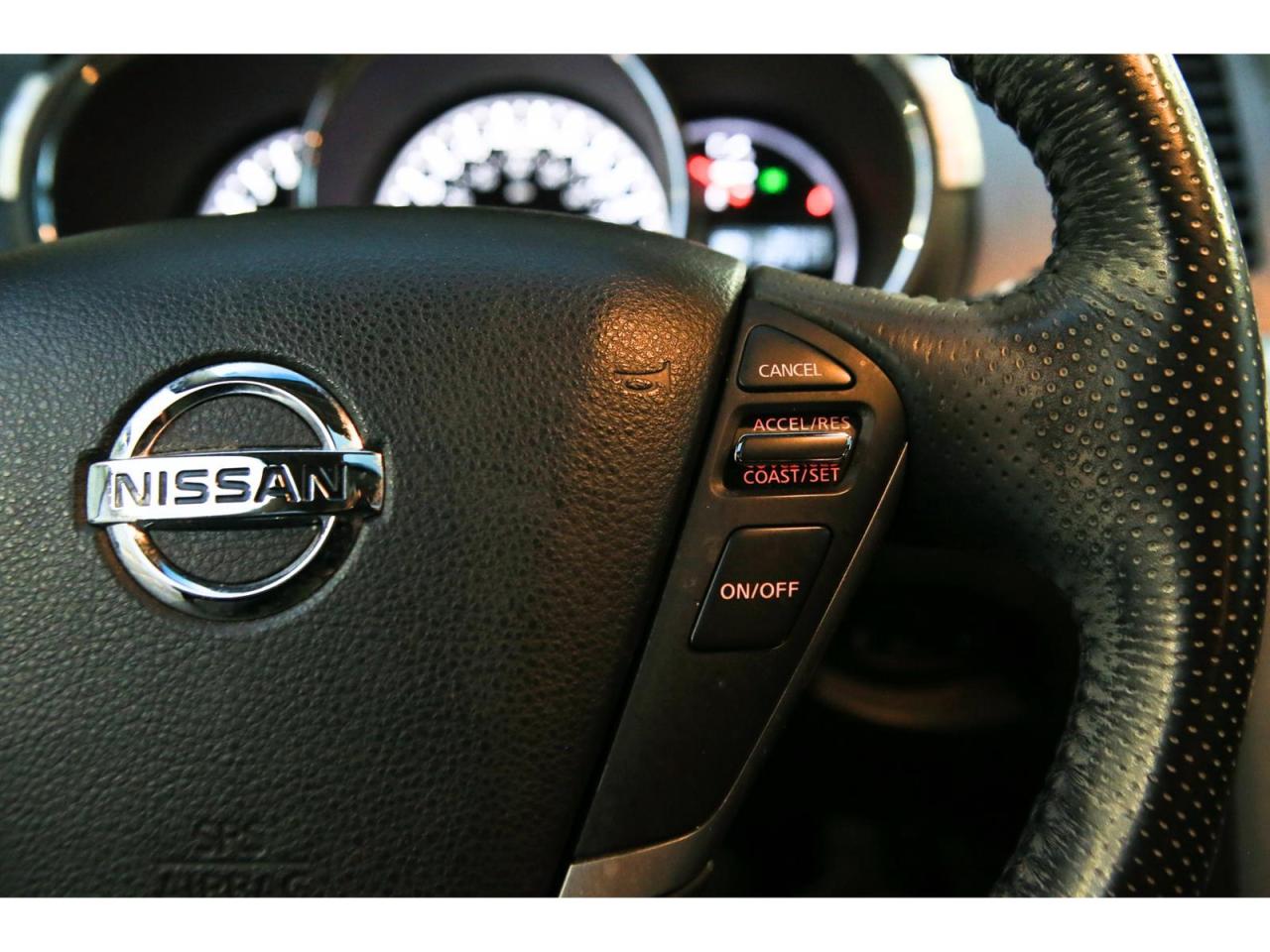 2014 Nissan Murano Platinum AWD | Panoramic Roof | Navigation | Leather Seats Photo