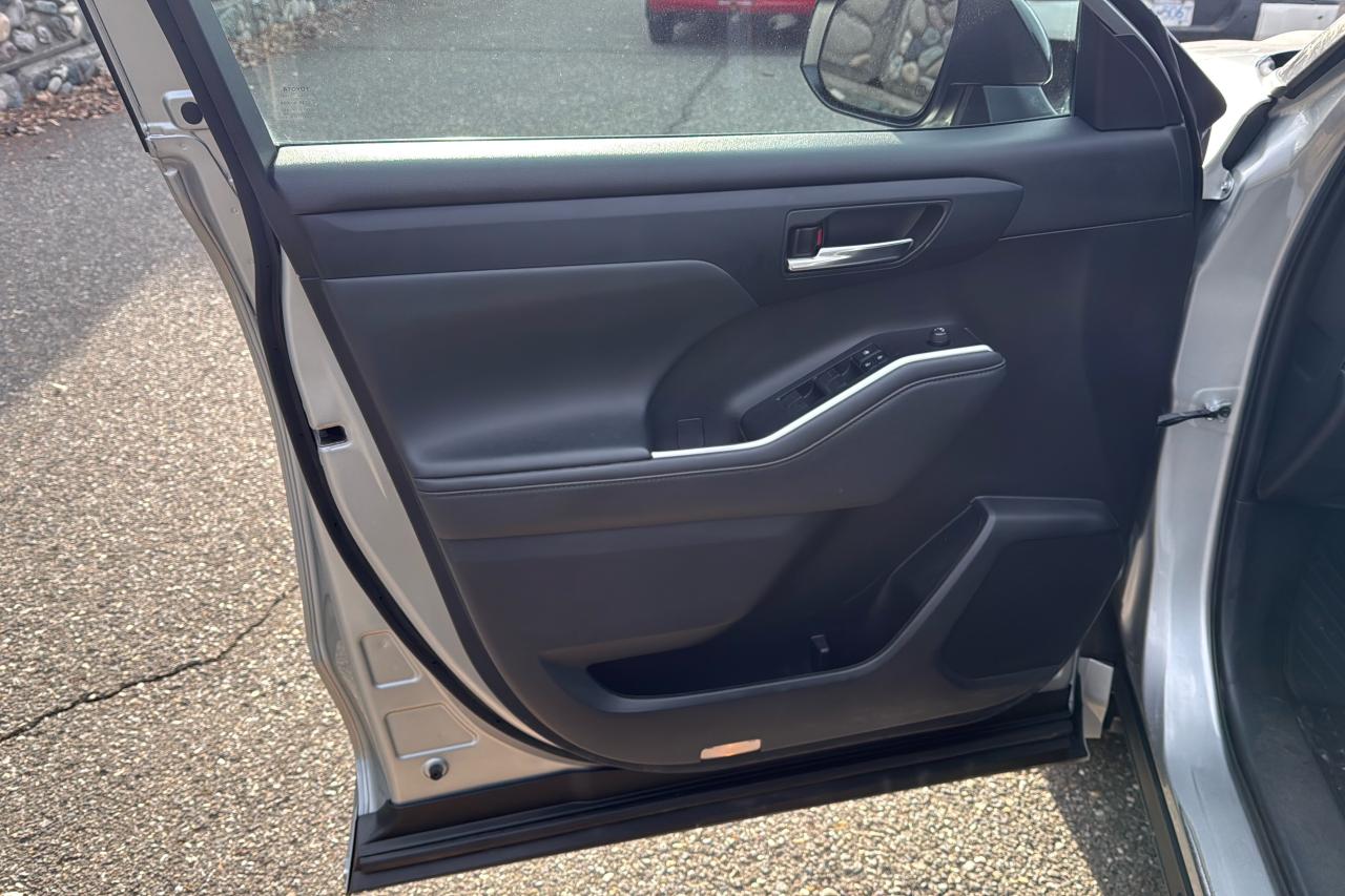 2021 Toyota Highlander XSE Photo